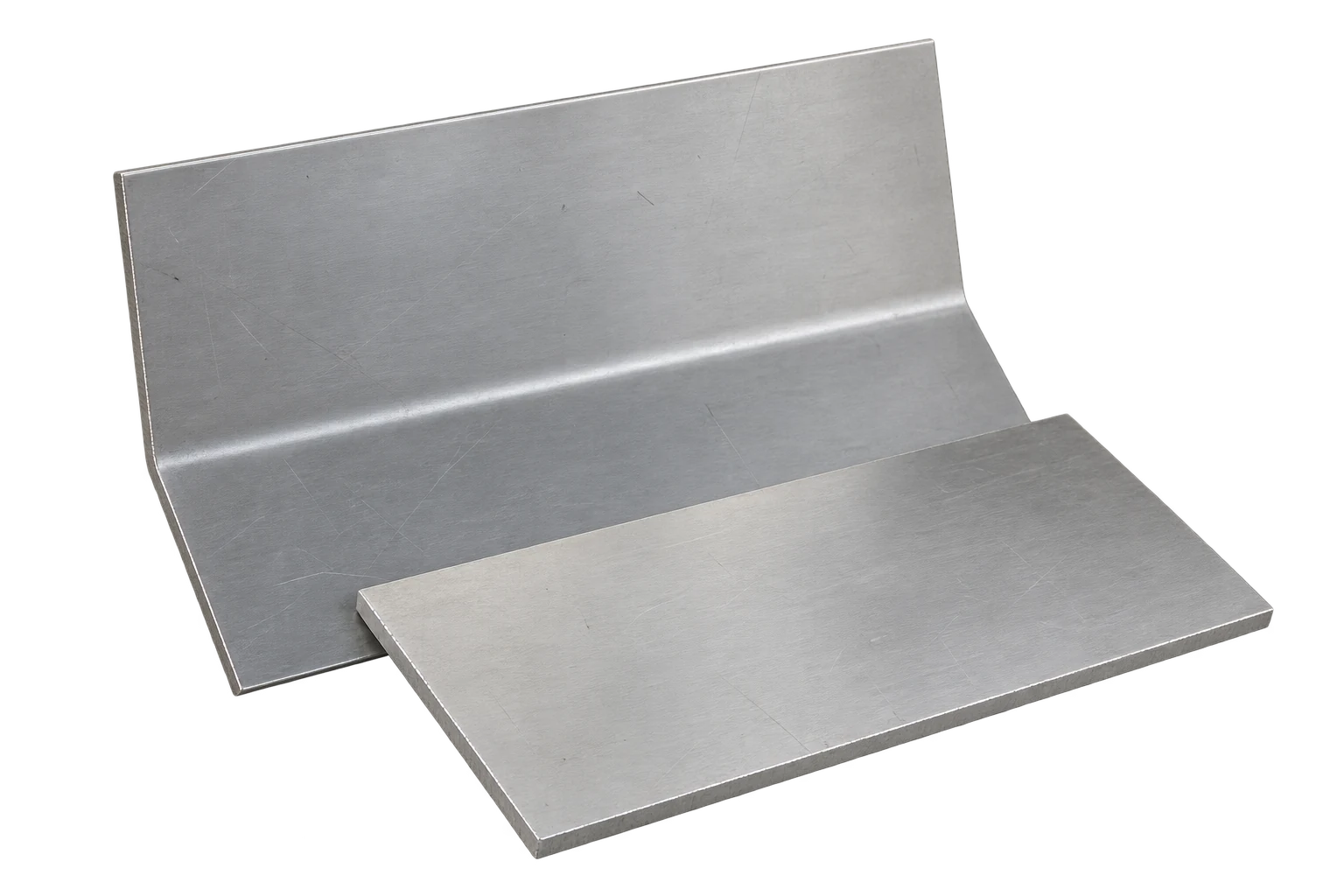 Dos planchas de aluminio, una de ellas plegada. Imagen ilustrativa.